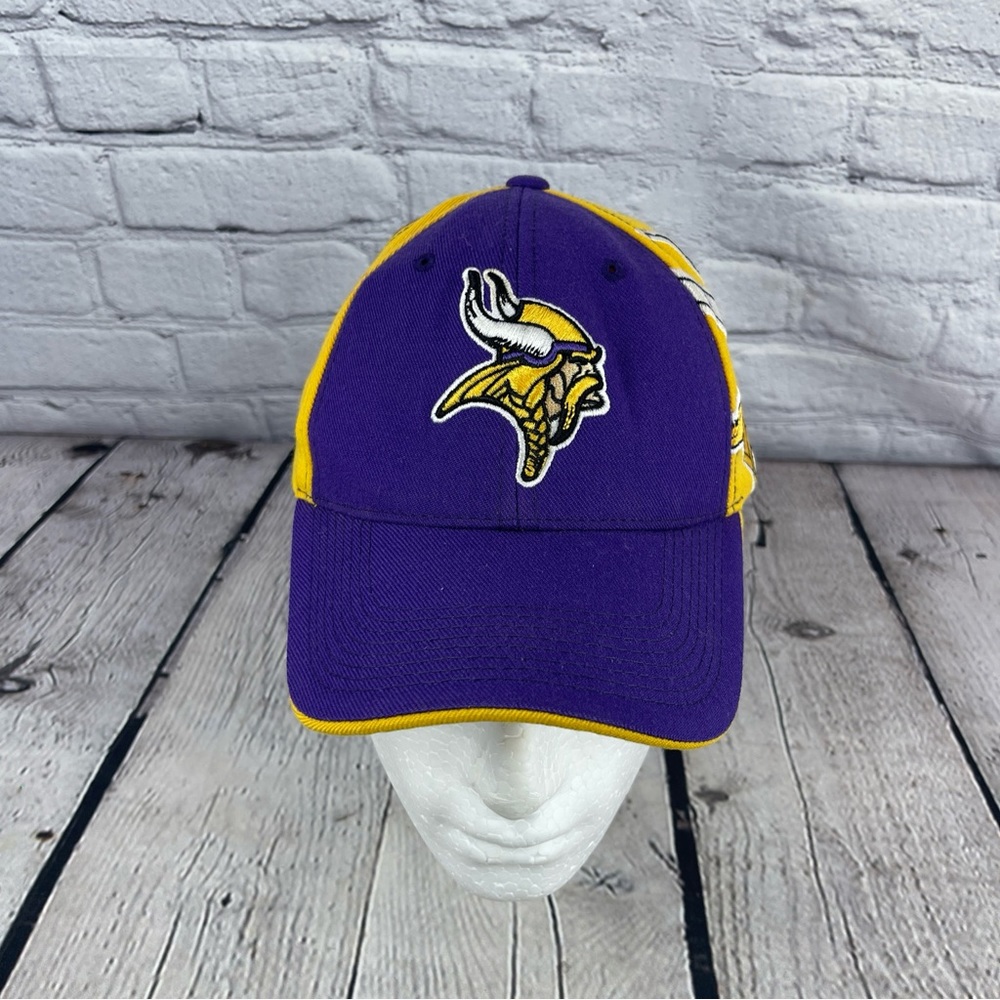 Reebok‎ NFL Minnesota Vikings Hat Cap Purple Yellow White One Size Fits All
